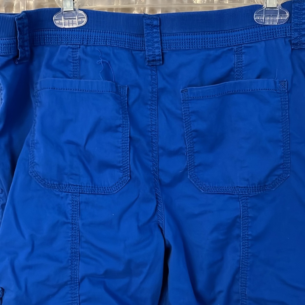 Royal blue cargo capris - Picture 8 of 10